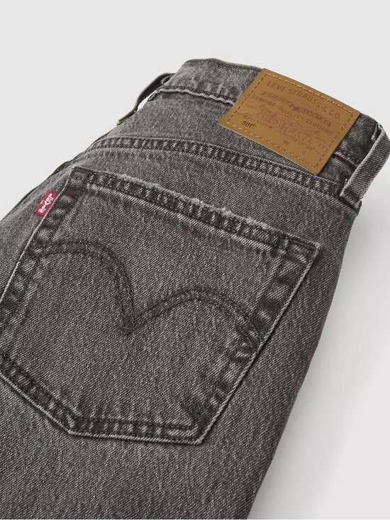 Levi's Denim - Levi’s 501® Original Fit Women's Jeans in Color Pretty Pleasing - Black